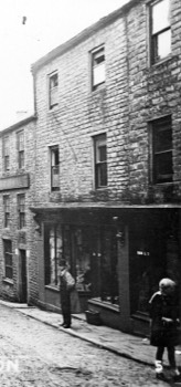  Historic Building 